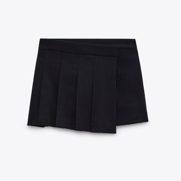 ASYMMETRIC BOX PLEAT SKORT - Picture 1 of 3